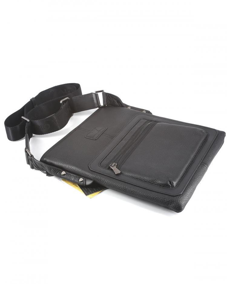 Giorgio Armani сумка через плечо кожаная под А4