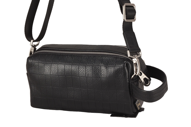 Мужской несессер из натуральной кожи с плечевым ремнем Paul Rayner 0351110E2-351_0985