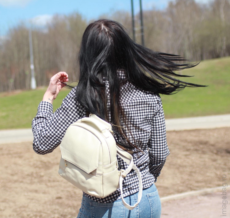 Рюкзак женский бежевый Paul Rayner (Gina) beige 1043WT